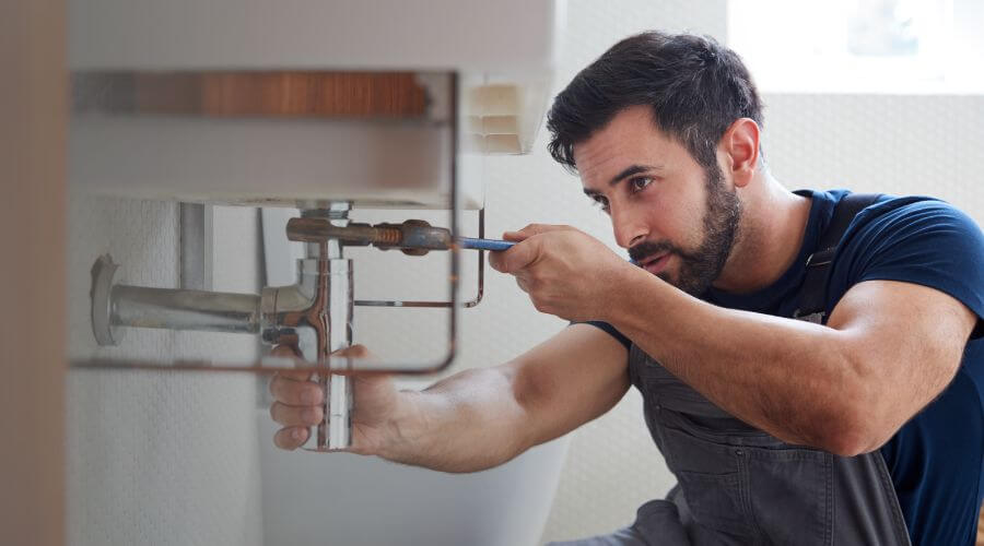Professional emergency plumbing in McCool, MS